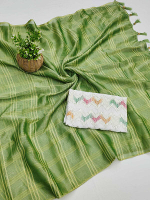 Sayal Creation Self Design Daily Wear Georgette Saree(Dark Green)