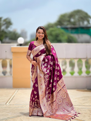 Divastri Woven Banarasi Cotton Silk Saree(Purple)