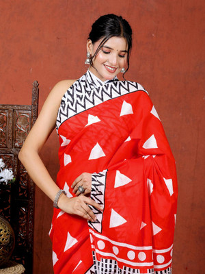 Taavi Blocked Printed Daily Wear Cotton Blend Saree(Red, Black)