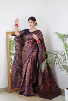 Kjs Embellished Banarasi Silk Blend Saree(Multicolor)