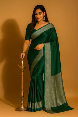 LYANNA Printed Banarasi Satin Saree(Green)