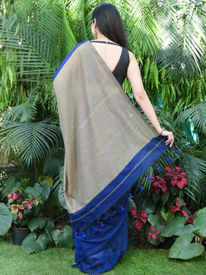 BiswasTextiles Self Design Handloom Cotton Blend Saree(Blue)