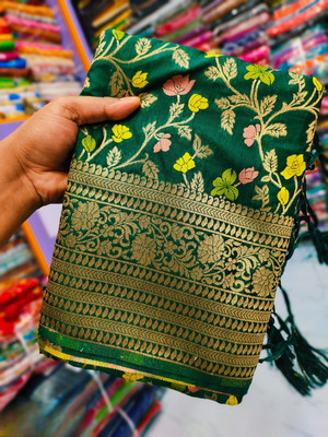 Pashmina Floral Print Saree with Attached Blouse Khadi, Pure Silk Saree(Dark Green)