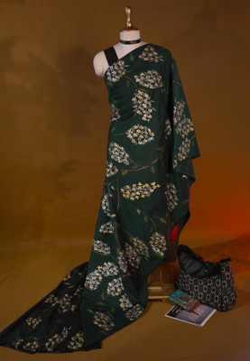 MIKHUBOUTIQUE Floral Print Daily Wear Cotton Blend Saree(Dark Green)
