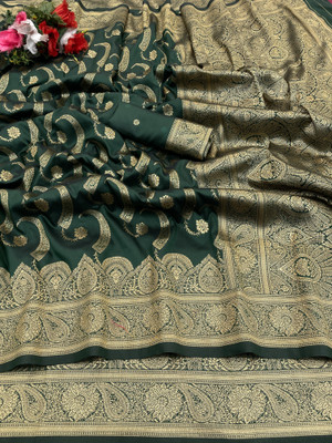 KanjiQueen Woven, Self Design Banarasi Silk Blend, Pure Silk Saree(Dark Green)