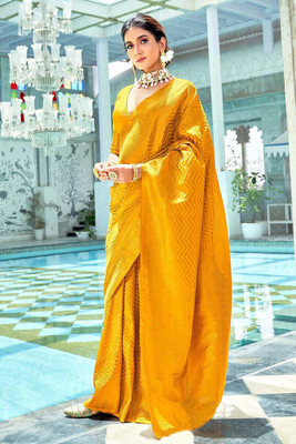 Aldwych Woven Kanjivaram Silk Blend Saree(Yellow)