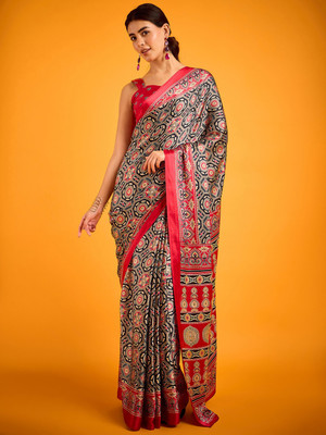 Sareemall Printed Hand Batik Crepe Saree(Black)