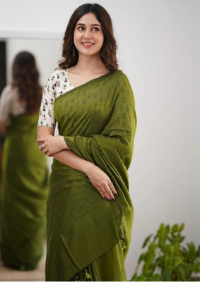 Balorampal Solid/Plain Handloom Pure Cotton Saree(Light Green)