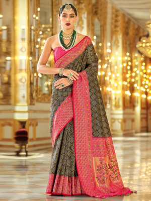 ANOUK Woven Kanjivaram Silk Blend Saree(Black)