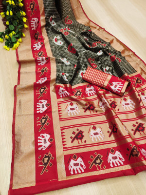 RUCHAA FASHION Printed Ikkat Pure Cotton Saree(Multicolor)