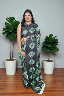 SnehaFashion Creation Printed, Woven Daily Wear Silk Blend Saree(Black, Green)