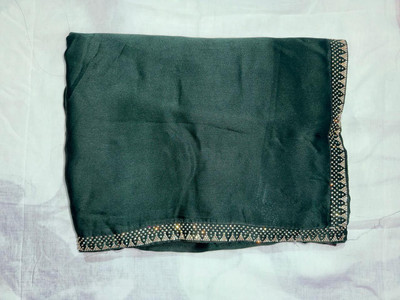 Lakshita Enterprise Solid/Plain Bandhani Georgette Saree(Green)
