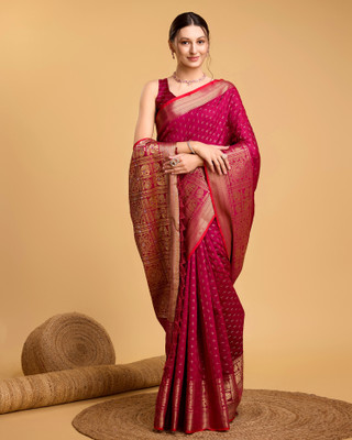 ORNITA BOUTIQUE Woven Banarasi Pure Silk Saree(Maroon)