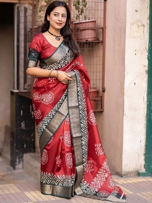 J6 Designers Printed Hand Batik Cotton Silk Saree(Green, Red)