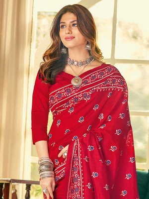 Divastri Printed Sambalpuri Silk Blend Saree(Red)