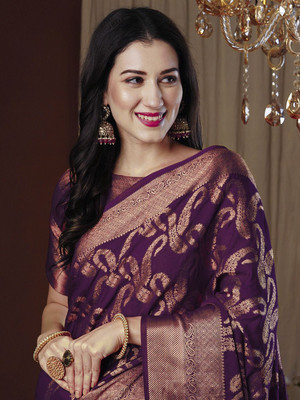 ANOUK Self Design Kanjivaram Viscose Rayon Saree(Magenta)