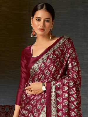 Sareemall Digital Print Daily Wear Crepe Saree(Magenta)