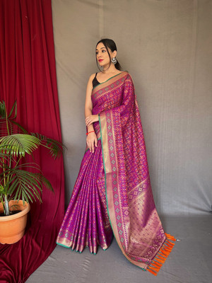 SGF11 Self Design Handloom Pure Silk Saree(Purple)