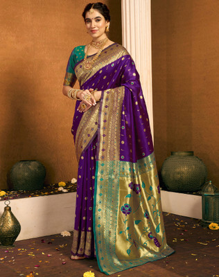 Divastri Woven, Embellished Paithani Silk Blend, Jacquard Saree(Green, Purple)