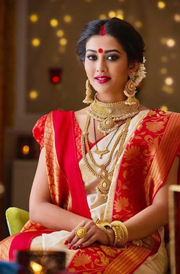 SICHYAH Woven Banarasi Art Silk Saree(White)