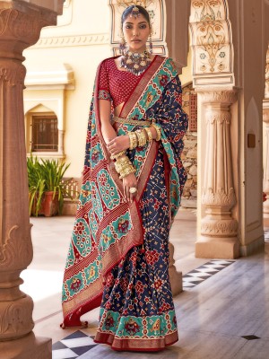 Sareemall Woven Patola Silk Blend Saree(Dark Blue)