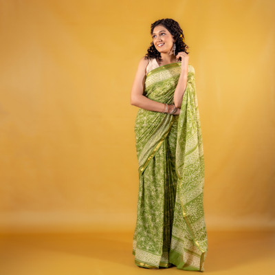 MOORA Printed Daily Wear Pure Cotton Saree(Green)