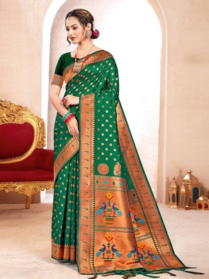 Divastri Woven Kanjivaram Cotton Silk Saree(Green)