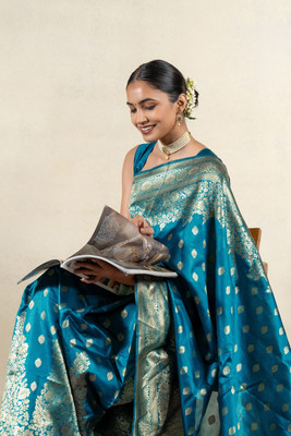 SUBHAM Woven, Embellished Banarasi Silk Blend Saree(Light Blue, Gold)