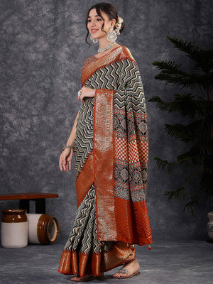 Tasrika Digital Print Chinnalapattu Viscose Rayon Saree(Brown)
