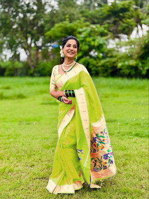 Fashion Club Collection Self Design, Woven Paithani Nylon, Jacquard Saree(Green, Multicolor)