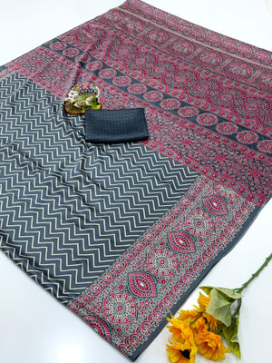 pal fashion Printed Kalamkari Jacquard Saree(Grey)