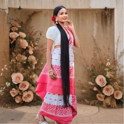 Prithvi Self Design Handloom Pure Cotton Saree(White)