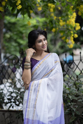 Lakshmi Boutique Solid/Plain Handloom Handloom Mulmul Saree(White)