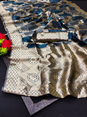 SILK SAREE HUB Self Design Kanjivaram Organza, Jacquard Saree(Dark Green)