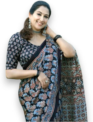 NavinyaVastra Printed Bollywood Silk Blend Saree(Black)