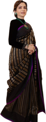 Vihaalaya Floral Print Saree with Attached Blouse Silk Blend Saree(Black)