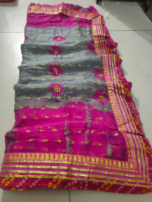 NeeLKANTH ENTERPRISE Digital Print Bandhani Chiffon Saree(Grey)