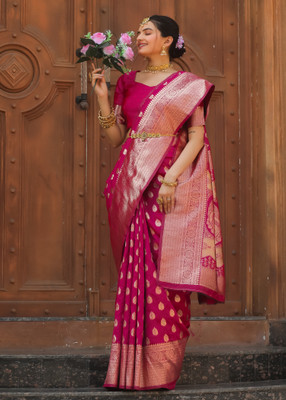 sarify creation Floral Print Kanjivaram Silk Blend Saree(Multicolor)