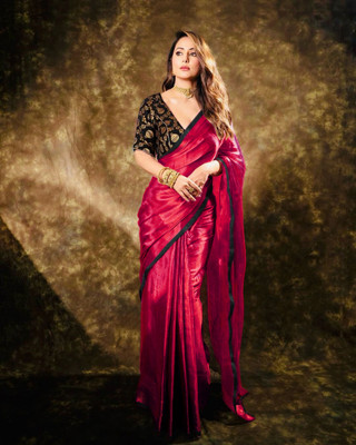Sareez House Self Design Bollywood Silk Blend Saree(Red)