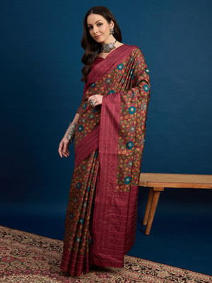 Sareemall Floral Print Daily Wear Silk Blend Saree(Maroon)