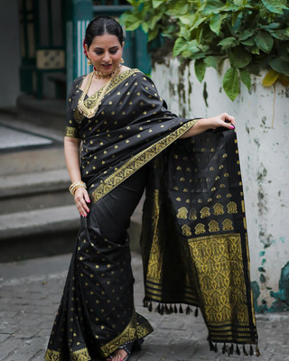 Spetila Woven, Embellished Kanjivaram Silk Blend, Art Silk Saree(Black)