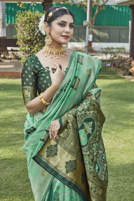 SellZone Blocked Printed Banarasi Cotton Silk, Jacquard Saree(Light Green)