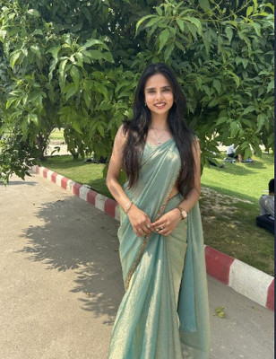 HouseOfCommon Embellished, Embroidered, Solid/Plain Bollywood Chiffon, Pure Silk Saree(Light Blue)