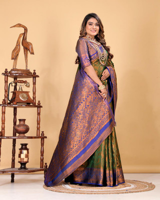 LAVYANSH CREATION Self Design, Woven Banarasi Art Silk, Jacquard Saree(Green)