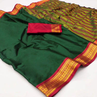 looknchoice Woven Banarasi Silk Blend Saree(Green)