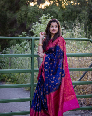 KRIYANSH Embroidered, Self Design, Woven, Printed, Temple Border, Striped Daily Wear Jacquard, Art Silk Saree(Blue, Pink)