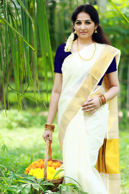 Alka Fashion Solid/Plain Kasavu Cotton Silk Saree(White)