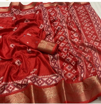 RegalDrapes Woven Patola Jacquard, Silk Blend Saree(Red)