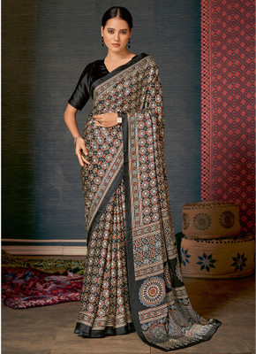 Tasrika Digital Print Hand Batik Crepe Saree(Black)