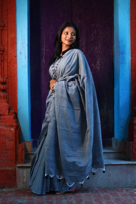 SARADA HANDLOOMN Solid/Plain Handloom Pure Cotton Saree(Grey)